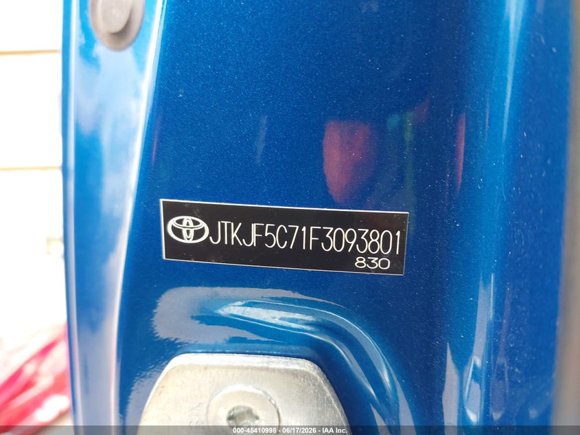 2015 Scion Tc VIN JTKJF5C71F3093801 IAAI salvage auction — SIDE, Salvage Title, sold $650 on 2026-08-23 (photo 9)