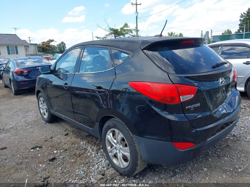 2010 Hyundai Tucson VIN KM8JT3AC5AU095957 IAAI salvage auction — REAR END, Clear (Virginia), sold $1,400 on 2026-07-13 (photo 3)