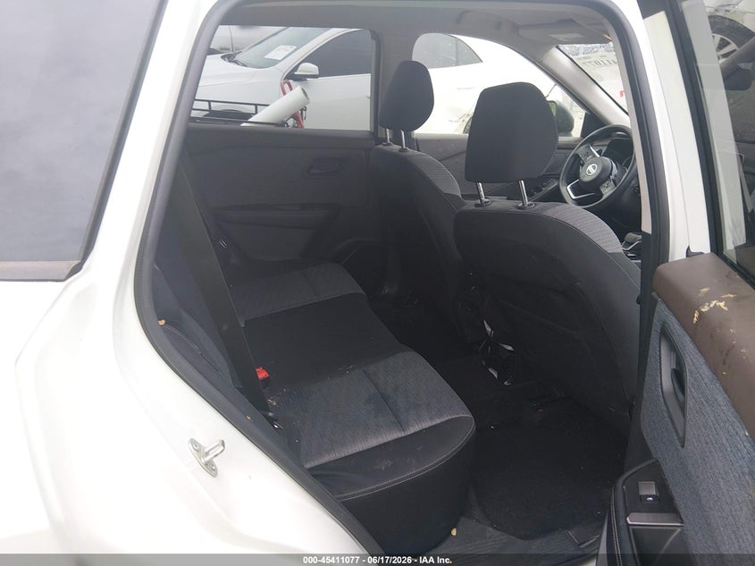 2021 Nissan Rogue VIN JN8AT3AA3MW006211 IAAI salvage auction — REAR END, Salvage Title, sold $3,000 on 2026-08-01 (photo 8)