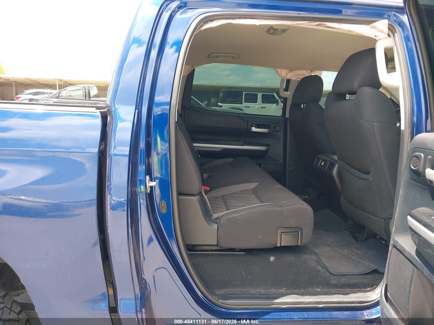 2015 Toyota Tundra VIN 5TFEY5F19FX188268 IAAI salvage auction — LEFT SIDE, Salvage Title, sold $5,100 on 2026-07-22 (photo 8)