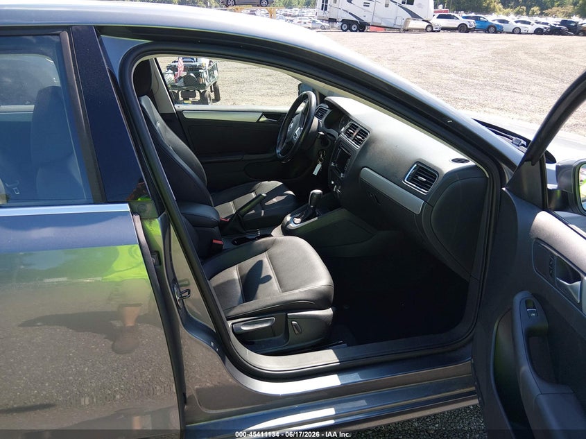 2013 Volkswagen Jetta VIN 3VWDX7AJXDM378999 IAAI salvage auction — SIDE, Salvage (South Carolina), sold $1,150 on 2026-07-09 (photo 5)