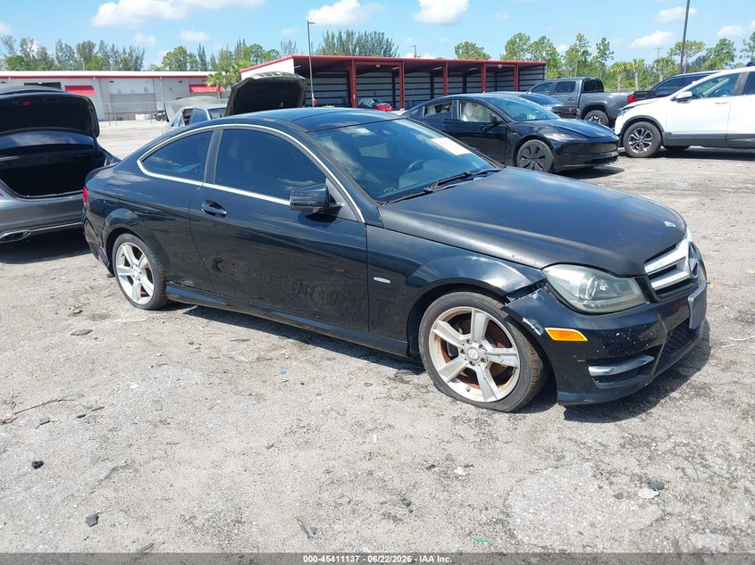 2012 Mercedes-benz C-klasse VIN WDDGJ4HB7CF764332 IAAI salvage auction — NORMAL WEAR, Clear (Florida), sold $325 on 2026-07-06 (photo 1)
