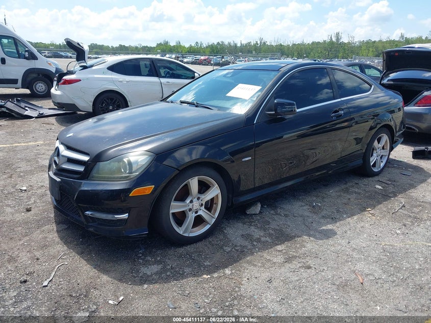 2012 Mercedes-benz C-klasse VIN WDDGJ4HB7CF764332 IAAI salvage auction — NORMAL WEAR, Clear (Florida), sold $325 on 2026-07-06 (photo 2)