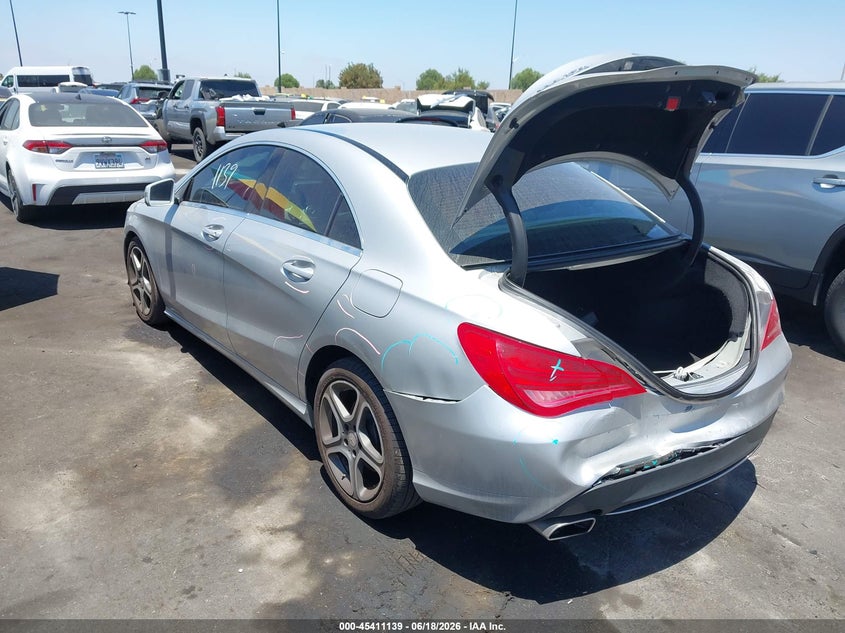 2014 Mercedes-benz Cla-klasse VIN WDDSJ4EB0EN152559 IAAI salvage auction — REAR END, Salvage Title, sold $2,700 on 2026-07-08 (photo 3)