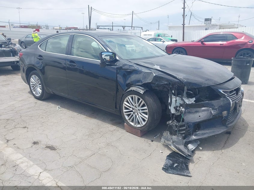 2013 Lexus VIN JTHBK1GG0D2014601 IAAI salvage auction — FRONT END, Salvage (California), sold $2,000 on 2026-07-05 (photo 1)