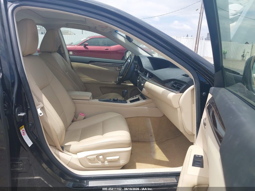2013 Lexus VIN JTHBK1GG0D2014601 IAAI salvage auction — FRONT END, Salvage (California), sold $2,000 on 2026-07-05 (photo 5)