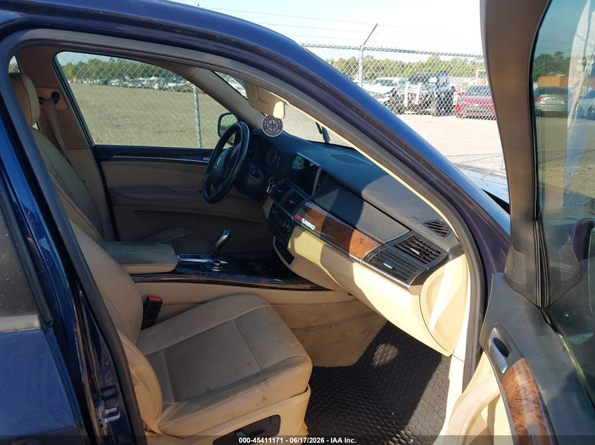 2011 BMW X5 VIN 5UXZW0C56BL370253 IAAI salvage auction — NORMAL WEAR, Clear (Florida), sold $475 on 2026-07-30 (photo 5)