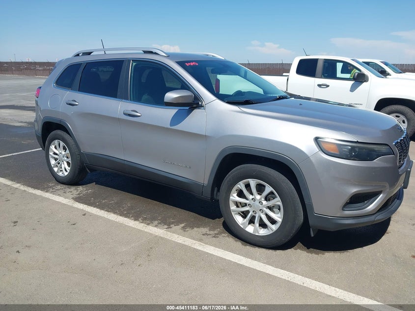 2019 Jeep Cherokee VIN 1C4PJMCB8KD429950 IAAI salvage auction — NORMAL WEAR, SF97 (California), sold $7,625 on 2026-07-30 (photo 1)