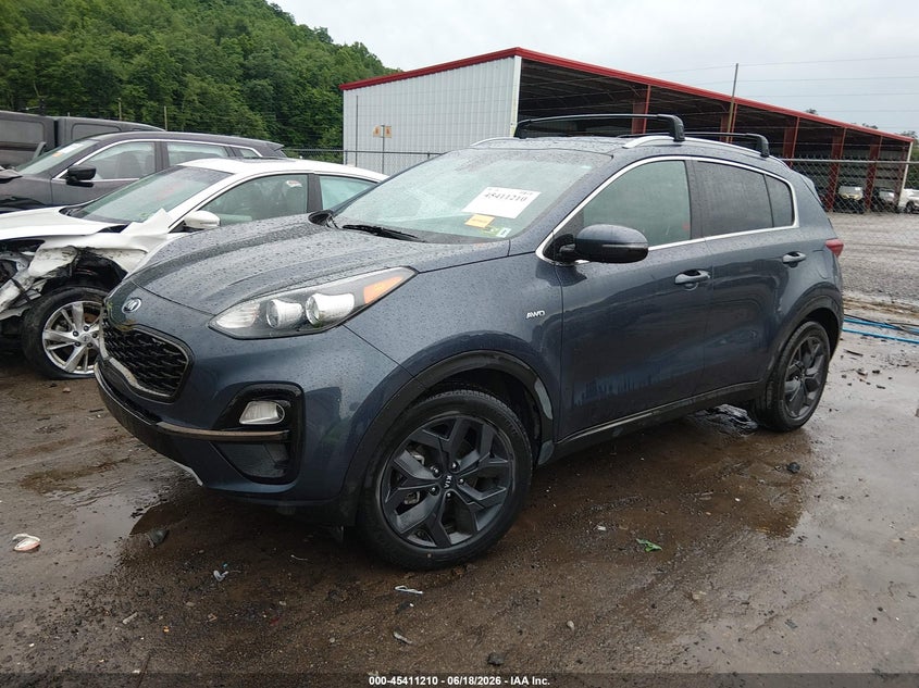 2020 Kia Sportage VIN KNDP6CAC0L7681151 IAAI salvage auction — REAR END, Salvage (West Virginia), sold $3,900 on 2026-07-29 (photo 2)