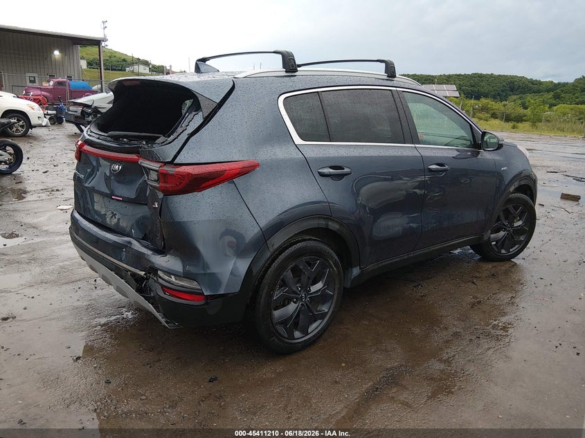 2020 Kia Sportage VIN KNDP6CAC0L7681151 IAAI salvage auction — REAR END, Salvage (West Virginia), sold $3,900 on 2026-07-29 (photo 4)