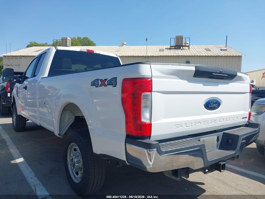 2018 Ford F-250 VIN 1FT7X2B67JEC84139 IAAI salvage auction — LEFT FRONT, SF97 (California), sold $22,200 on 2026-07-28 (photo 3)