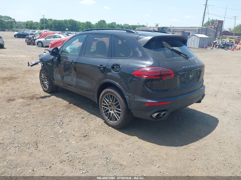 2018 Porsche VIN WP1AE2A24JLA72240 IAAI salvage auction — FRONT END, Salvage, sold $1,750 on 2026-08-12 (photo 3)