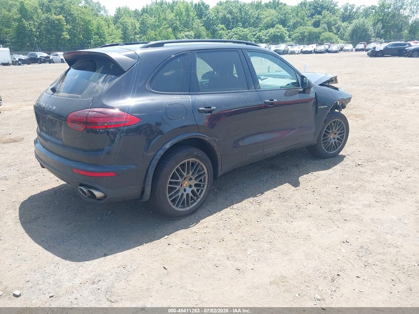 2018 Porsche VIN WP1AE2A24JLA72240 IAAI salvage auction — FRONT END, Salvage, sold $1,750 on 2026-08-12 (photo 4)