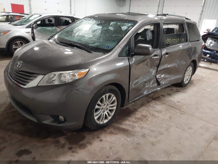 2016 Toyota Sienna VIN 5TDYK3DC6GS757561 IAAI salvage auction — LEFT SIDE, Salvage (Minnesota), sold $25 on 2026-08-02 (photo 2)