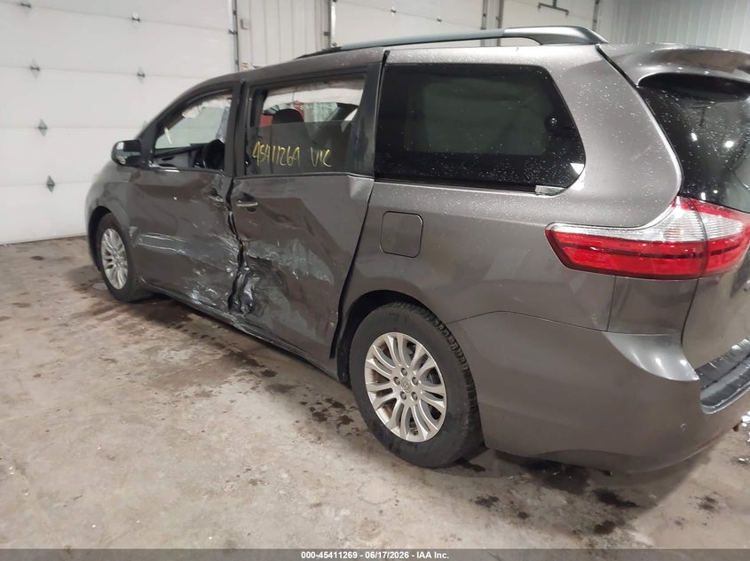 2016 Toyota Sienna VIN 5TDYK3DC6GS757561 IAAI salvage auction — LEFT SIDE, Salvage (Minnesota), sold $25 on 2026-08-02 (photo 6)
