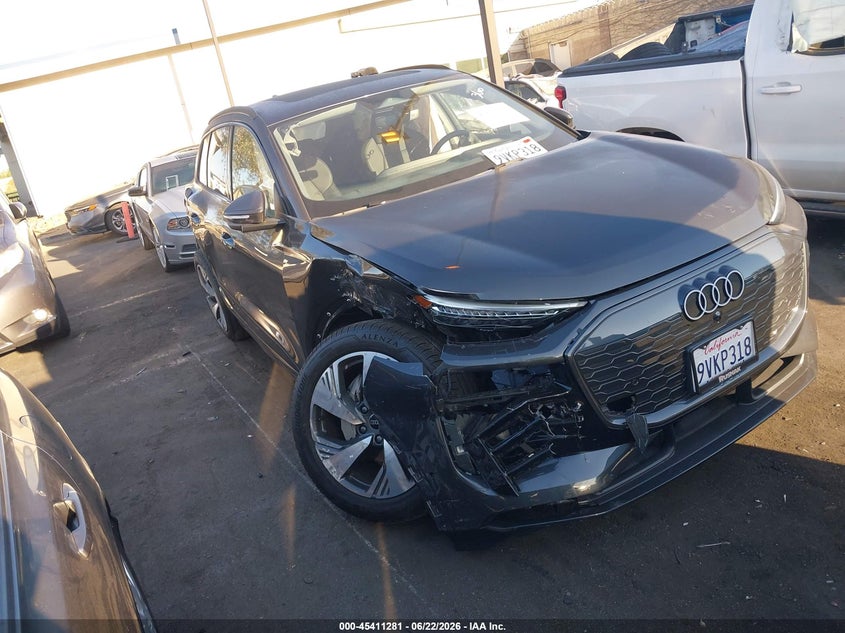 2025 Audi Q6 e-tron VIN WA124BGF9SA020127 — IAAI salvage auction photo