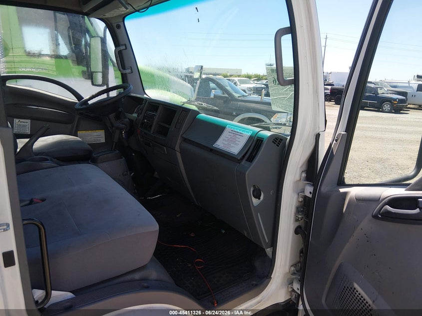2016 Isuzu VIN JALE5W167G7301636 IAAI salvage auction — NORMAL WEAR, Clear (California), sold $10,250 on 2026-07-15 (photo 5)