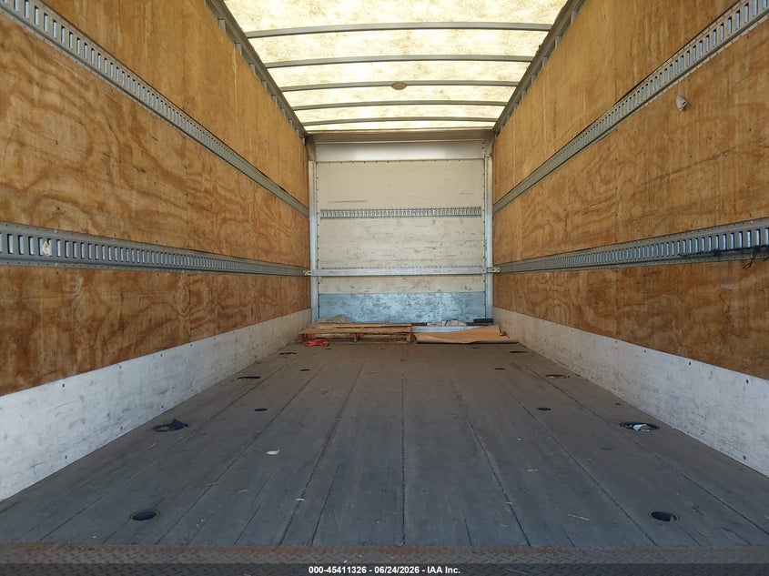 2016 Isuzu VIN JALE5W167G7301636 IAAI salvage auction — NORMAL WEAR, Clear (California), sold $10,250 on 2026-07-15 (photo 8)
