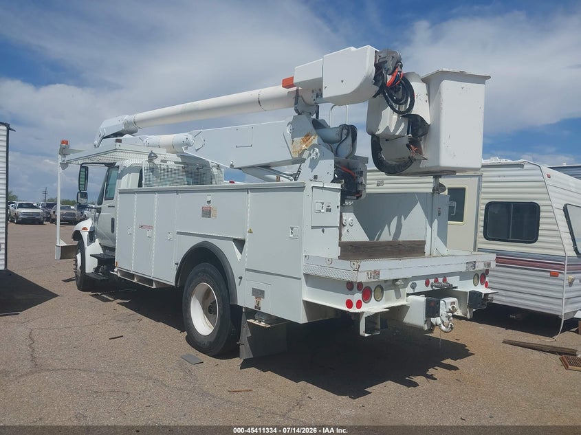 2006 International 4000 series VIN 1HTMMAAN66H145109 IAAI salvage auction — NORMAL WEAR, Clear (Arizona), sold $2,050 on 2026-07-30 (photo 3)