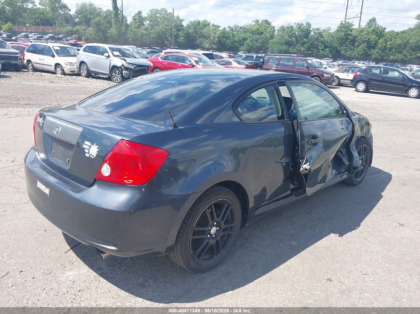 2005 Scion Tc VIN JTKDE177150044357 IAAI salvage auction — SIDE, Salvage (Pennsylvania), sold $550 on 2026-07-17 (photo 4)