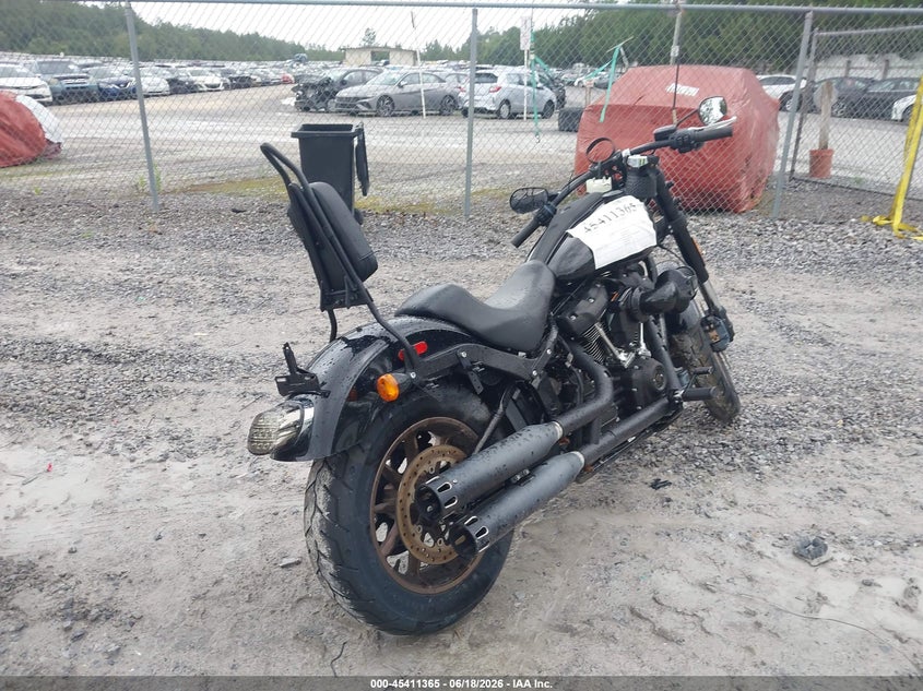 2022 Harley-davidson Low rider VIN 1HD1YWZ10NB045591 IAAI salvage auction — LEFT SIDE, Salvage Title, sold $3,050 on 2026-07-29 (photo 4)