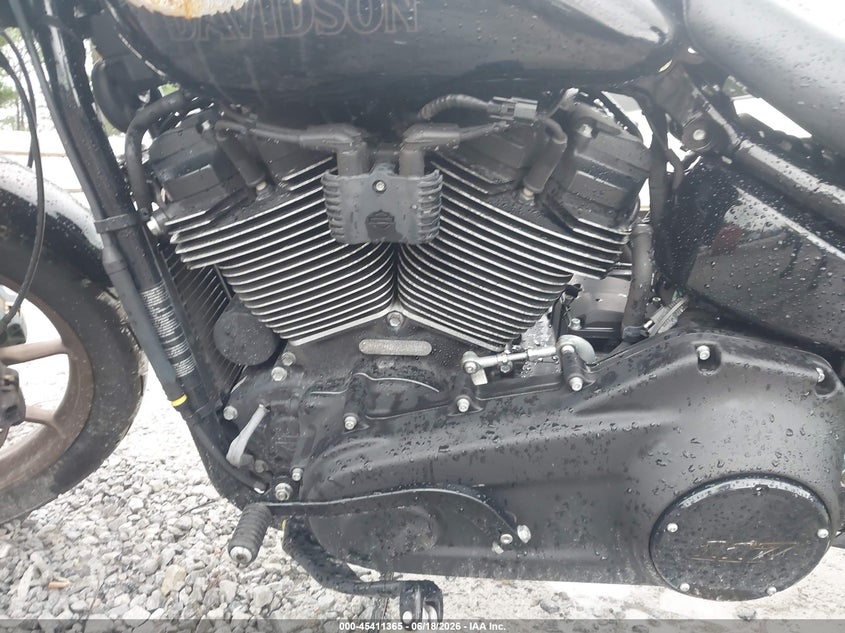 2022 Harley-davidson Low rider VIN 1HD1YWZ10NB045591 IAAI salvage auction — LEFT SIDE, Salvage Title, sold $3,050 on 2026-07-29 (photo 9)