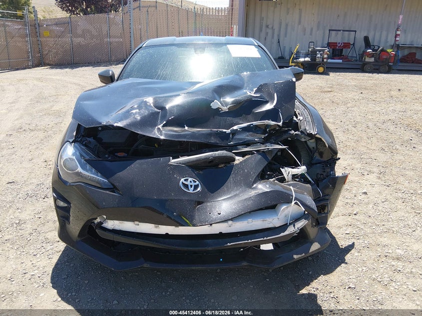 2020 Toyota Gt86 VIN JF1ZNAE11L9751761 IAAI salvage auction — FRONT END, Salvage Title, sold $825 on 2026-07-24 (photo 6)
