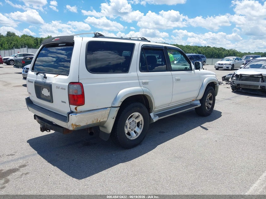 2000 Toyota 4runner VIN JT3HN86R3Y0294132 IAAI salvage auction — NORMAL WEAR, Clear (Indiana), sold $2,250 on 2026-07-09 (photo 4)