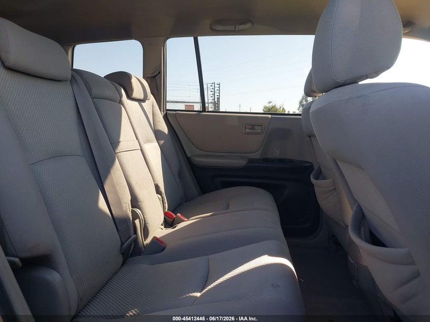 2006 Toyota Highlander VIN JTEGP21A360099060 IAAI salvage auction — NORMAL WEAR, Clear - Dealer Only (California), sold $1,125 on 2026-07-14 (photo 8)