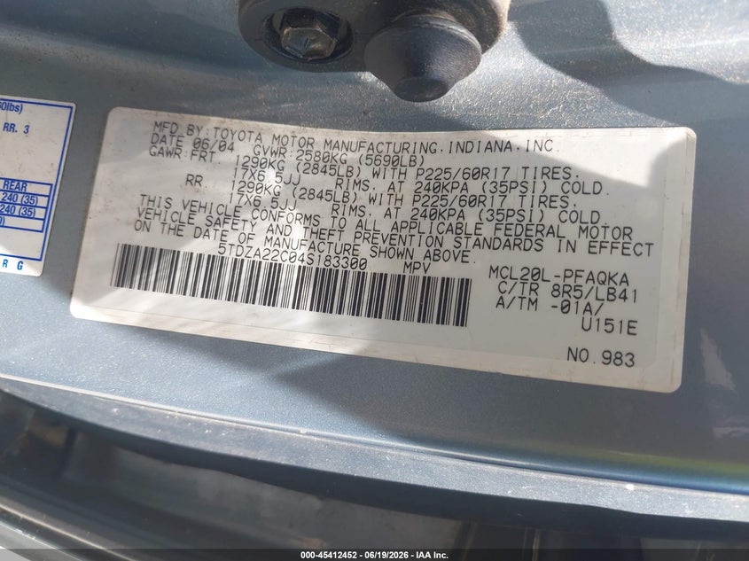 2004 Toyota Sienna VIN 5TDZA22C04S183300 IAAI salvage auction — LEFT SIDE, Salvage (California), sold $700 on 2026-07-13 (photo 9)