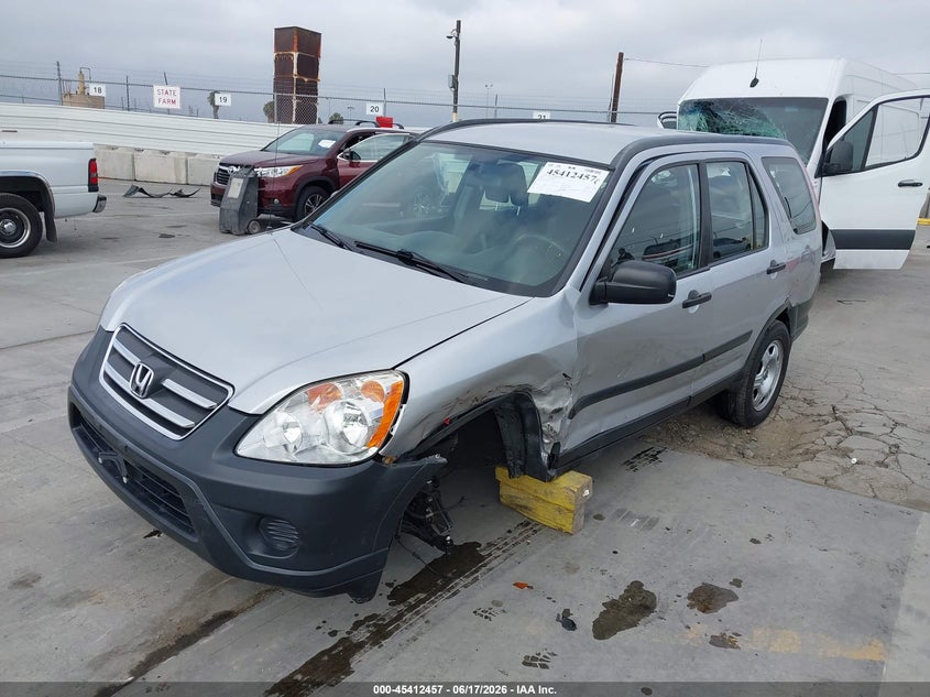 2006 Honda Cr-v VIN JHLRD68526C029024 IAAI salvage auction — SIDE, Salvage (California), sold $1,050 on 2026-07-22 (photo 2)