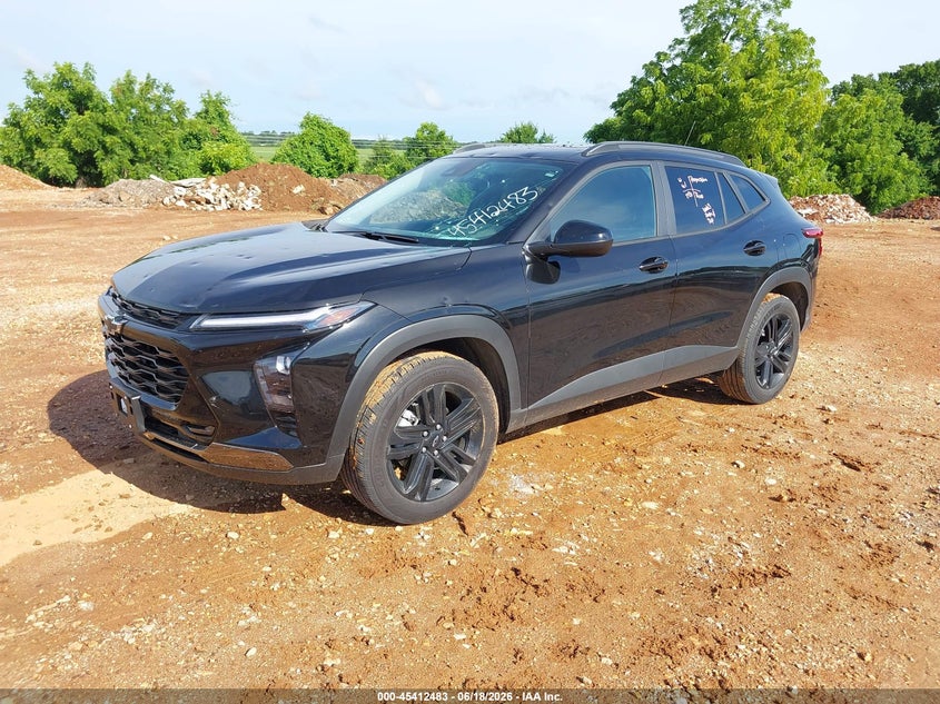 2025 Chevrolet Trax VIN KL77LKEP3SC014643 IAAI salvage auction — HAIL, Clear (Missouri), sold $13,000 on 2026-07-27 (photo 2)