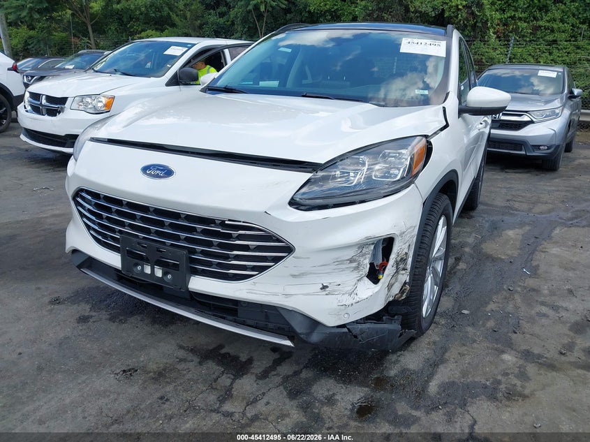 2022 Ford Escape VIN 1FMCU9DZ5NUA93057 IAAI salvage auction — FRONT & REAR, Salvage (North Carolina), sold $7,100 on 2026-07-22 (photo 6)