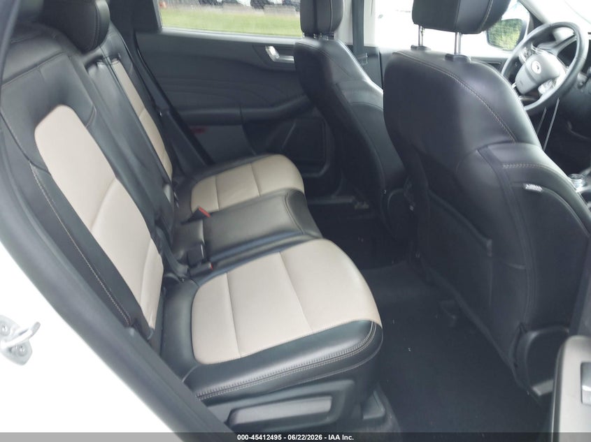 2022 Ford Escape VIN 1FMCU9DZ5NUA93057 IAAI salvage auction — FRONT & REAR, Salvage (North Carolina), sold $7,100 on 2026-07-22 (photo 8)