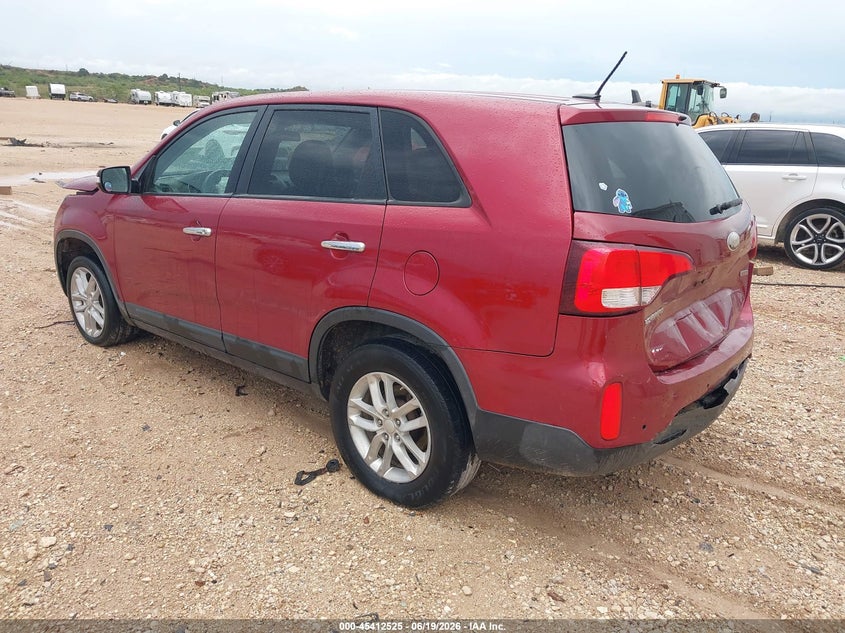 2014 Kia Sorento VIN 5XYKT3A69EG456780 IAAI salvage auction — FRONT & REAR, Salvage Title, sold $700 on 2026-07-24 (photo 3)
