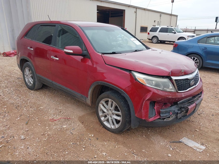 2014 Kia Sorento VIN 5XYKT3A69EG456780 IAAI salvage auction — FRONT & REAR, Salvage Title, sold $700 on 2026-07-24 (photo 1)