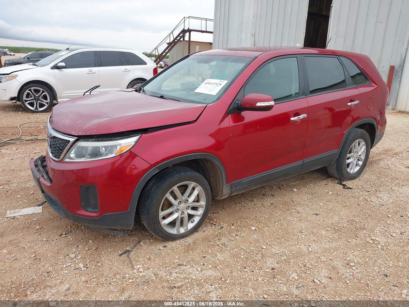 2014 Kia Sorento VIN 5XYKT3A69EG456780 IAAI salvage auction — FRONT & REAR, Salvage Title, sold $700 on 2026-07-24 (photo 2)