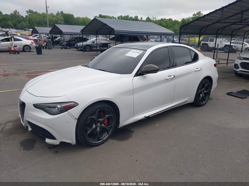 2019 Alfa romeo Giulia VIN ZARFANBNXK7613823 IAAI salvage auction — RIGHT SIDE, Salvage (Connecticut), sold $3,650 on 2026-07-16 (photo 2)