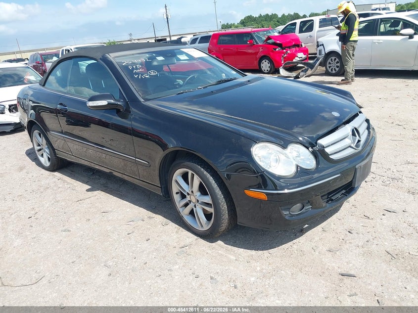 2008 Mercedes-benz Clk-klasse VIN WDBTK56F48T093050 IAAI salvage auction — LEFT SIDE, Original (Texas), sold $525 on 2026-08-12 (photo 1)