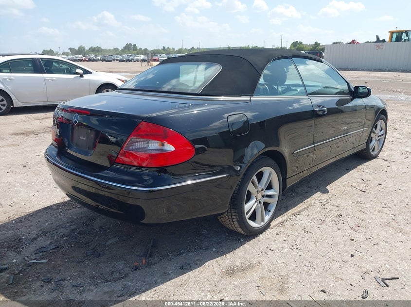 2008 Mercedes-benz Clk-klasse VIN WDBTK56F48T093050 IAAI salvage auction — LEFT SIDE, Original (Texas), sold $525 on 2026-08-12 (photo 4)