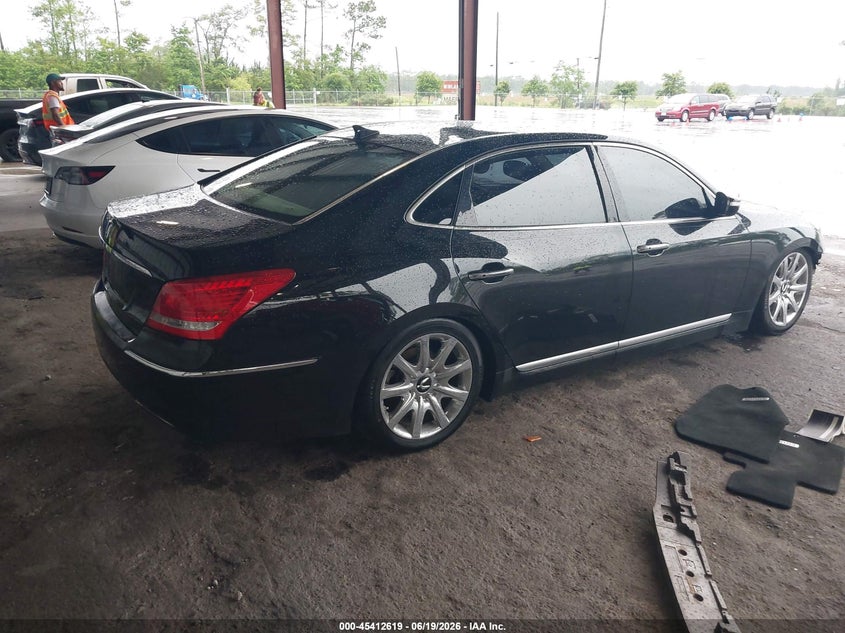 2012 Hyundai Equus VIN KMHGH4JH1CU050093 IAAI salvage auction — NORMAL WEAR, Clear (Florida), sold $300 on 2026-07-21 (photo 4)