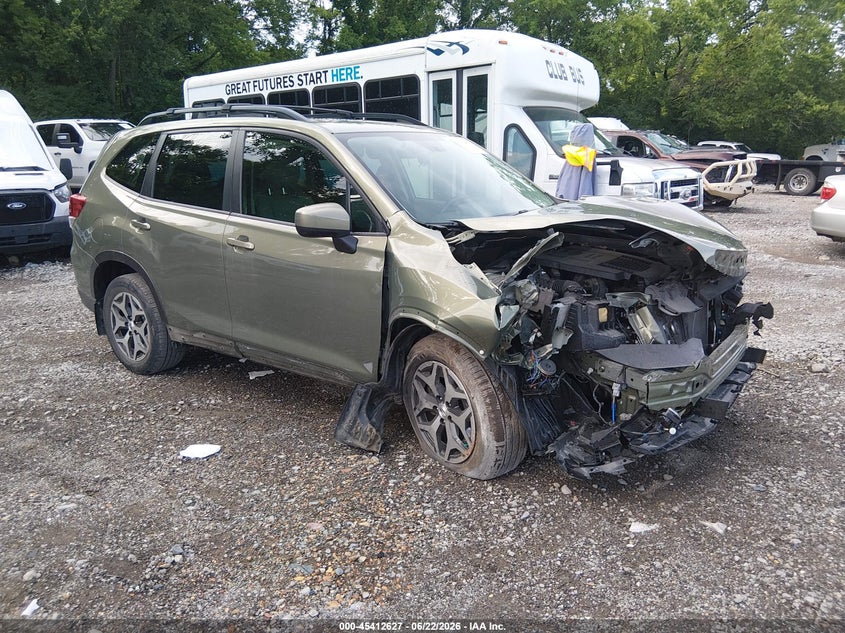 2020 Subaru Forester VIN JF2SKAGC2LH472863 IAAI salvage auction — FRONT END, Salvage (Tennessee), sold $2,800 on 2026-07-16 (photo 1)