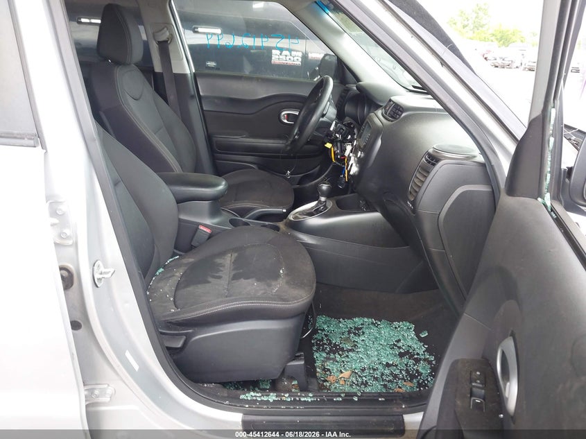 2019 Kia Soul VIN KNDJN2A26K7653850 IAAI salvage auction — NORMAL WEAR, Clear (Tennessee), sold $650 on 2026-07-30 (photo 5)