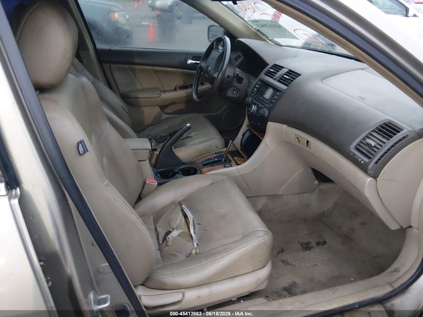 2005 Honda Accord VIN JHMCN36415C016478 IAAI salvage auction — NORMAL WEAR, Clear (Alabama), sold $150 on 2026-07-16 (photo 5)