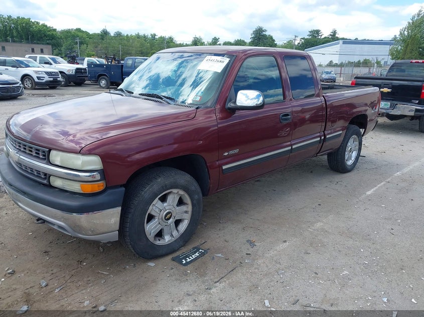 2002 Chevrolet Silverado 1500 VIN 1GCEK19V82E255103 IAAI salvage auction — NORMAL WEAR, Nrc Lienholder Repossession Paperwork (New Hampshire), sold $375 on 2026-07-22 (photo 2)