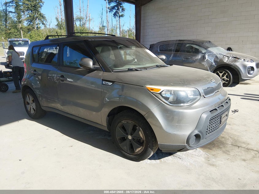 2015 Kia Soul VIN KNDJN2A28F7123482 IAAI salvage auction — FRONT & REAR, Bill Of Sale (Washington), sold $725 on 2026-07-22 (photo 1)