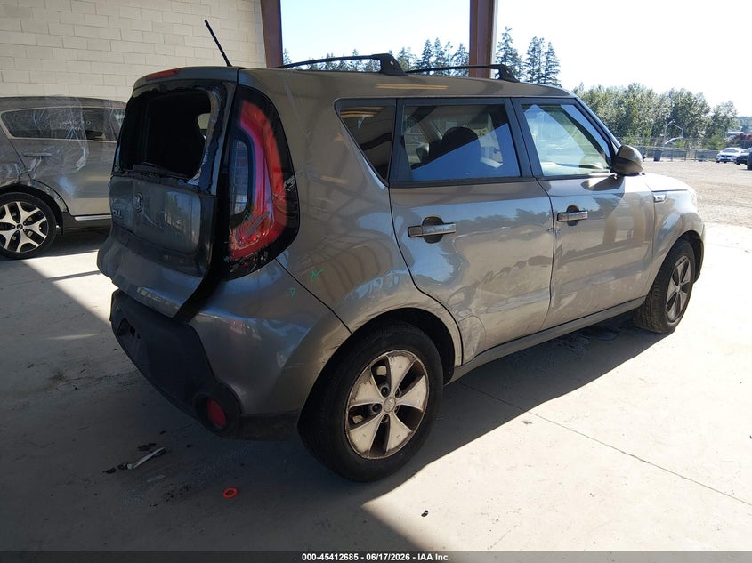 2015 Kia Soul VIN KNDJN2A28F7123482 IAAI salvage auction — FRONT & REAR, Bill Of Sale (Washington), sold $725 on 2026-07-22 (photo 4)