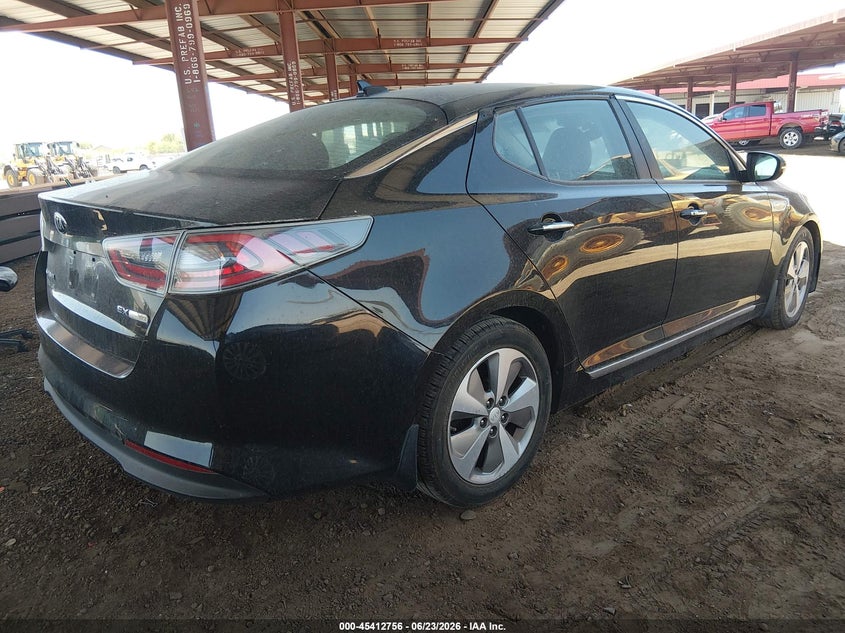 2015 Kia Optima VIN KNAGN4AD9F5081890 IAAI salvage auction — NORMAL WEAR, Clear (Arizona), sold $275 on 2026-07-28 (photo 4)