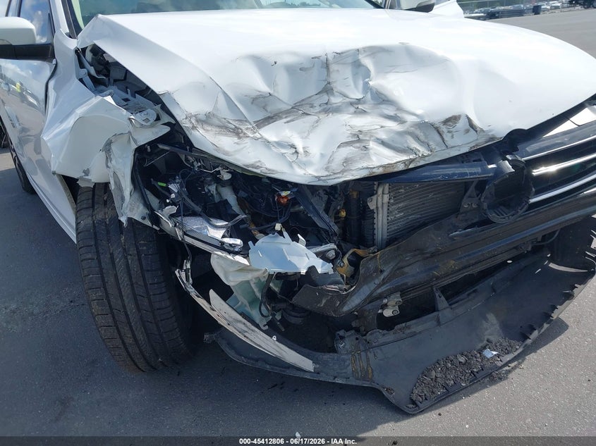 2017 Volkswagen Jetta VIN 3VWDB7AJ7HM410618 IAAI salvage auction — FRONT END, Salvage (Arizona), sold $1,200 on 2026-07-29 (photo 6)