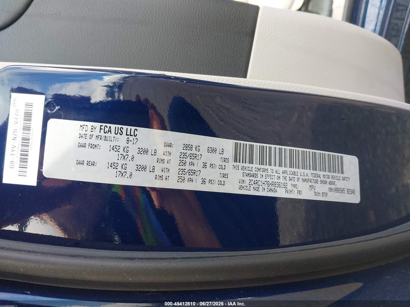 2017 Chrysler Pacifica VIN 2C4RC1H76HR836192 IAAI salvage auction — NORMAL WEAR, Sf97 (Washington), sold $25 on 2026-07-29 (photo 9)